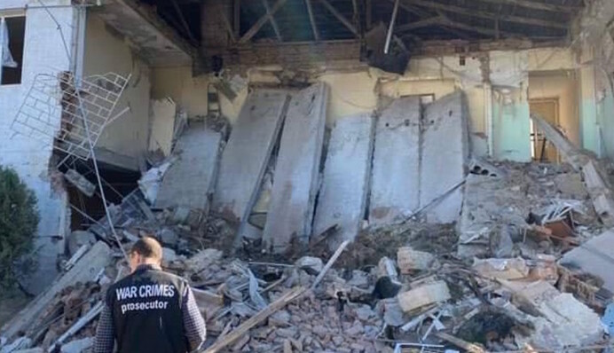 Россияне 7 сентября ударили по элеватору и жилым домам: фото последствий обстрела Одесщины