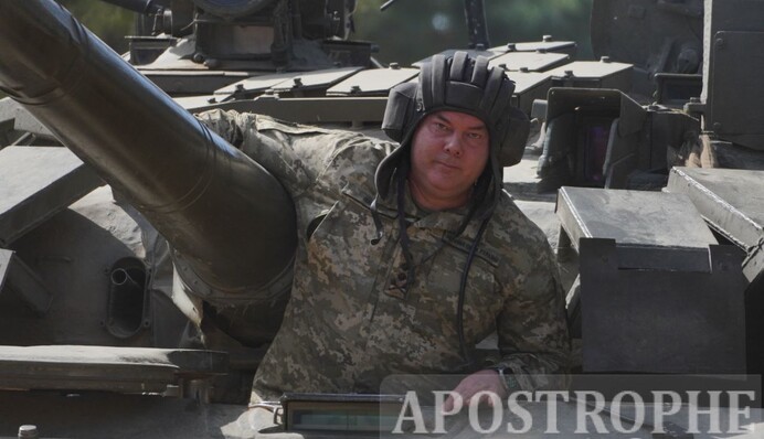 Как генерал Наев трофейный танк водил: фото и видеорепортаж ко Дню танкиста