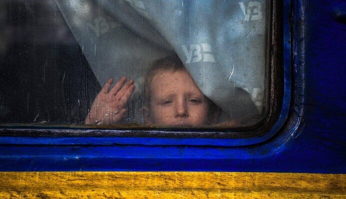 На Херсонщині оголосили евакуацію дітей і змінили комендантську годину