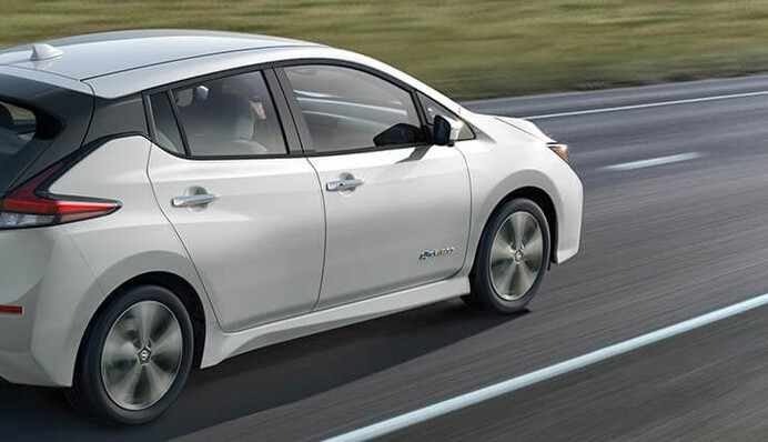 Українці почали масово скуповувати електрокари: які регіони в лідерах