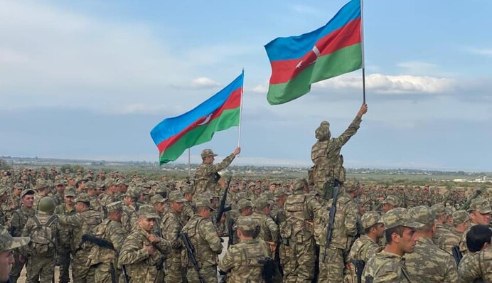 Азербайджан  розпочав військову операцію в Нагірному Карабасі: в Степанакерті вибухи, відео