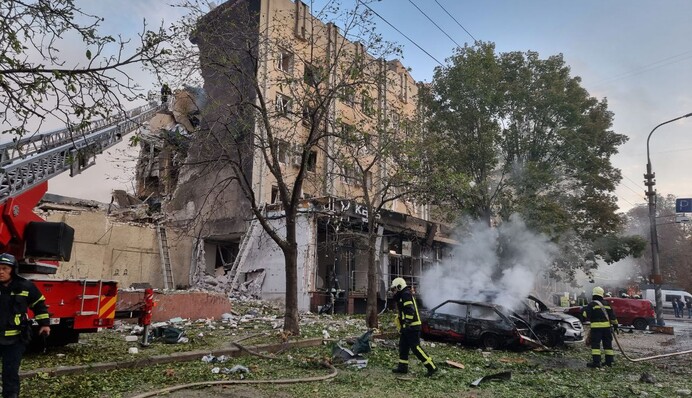 Утренний удар по Черкассам: фото и видео разрушений в центре города