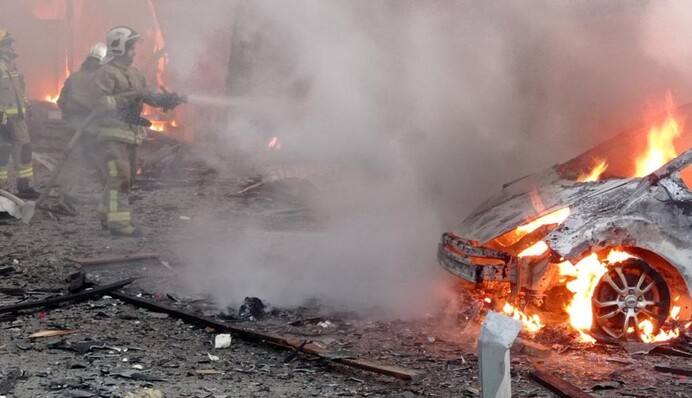 Ранковий ракетний удар по Рівному: кадри наслідків і розповідь очевидця