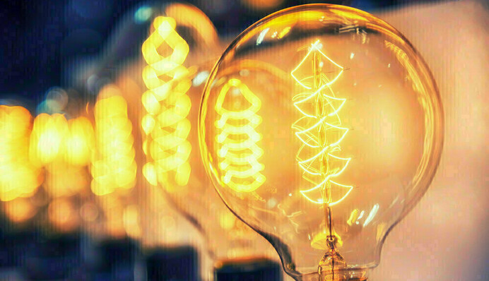 Тариф на свет с 1 октября: сколько придется платить украинцам