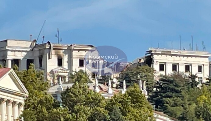 Ювелірна точність: з’явилися нові фото штабу Чорноморського флоту РФ після удару