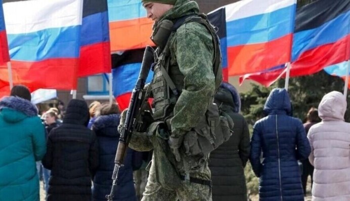 Річниця "референдумів" на окупованих територіях України: як росіяни проводили "голосування" у 2022 році