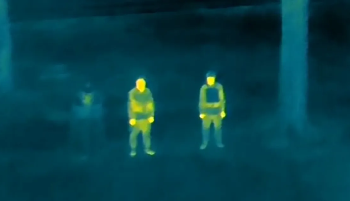 Росіяни нічого не побачать: в Україні розробили унікальний плащ-невидимку, фото