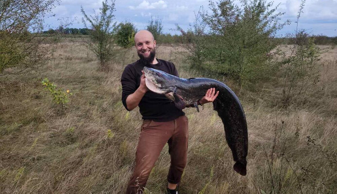 На Рівненщині рибалка спіймав трофейного 24-кілограмового 