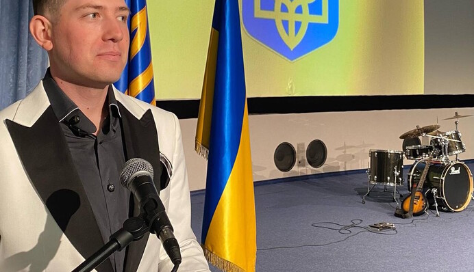 Где-то заплакала Ксюша 