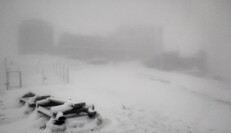 В Карпаты пришла настоящая зима: гору Поп Иван засыпало снегом, фото и видео