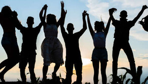 На порозі кардинальних змін: жовтень переверне життя цих знаків Зодіаку