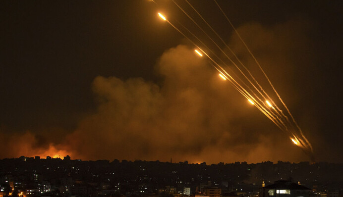 Це не схоже на авіаудар: як зараз виглядає лікарня в Газі і що там сталось