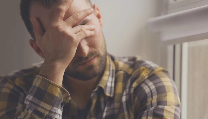 Судьба готовит много вызовов: в ноябре у трех мужчин по знаку Зодиака может начаться плохой период