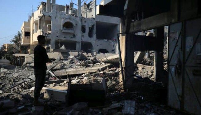 Израиль нанес удары по объектам ХАМАС в Газе и постам Хезболлы в Ливане