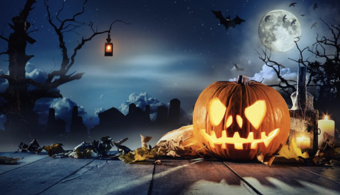 Не пропустіть цю ніч: найцікавіші  ворожіння та магічні ритуали на Геловін