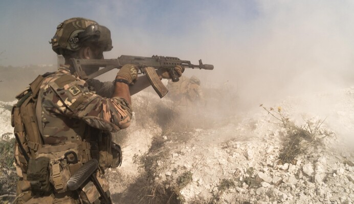 Есть очень большая вероятность: таролог дала новый прогноз об окончании войны в Украине