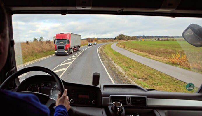 Робота в межах міста: де водію готові платити до 140 тисяч в місяць