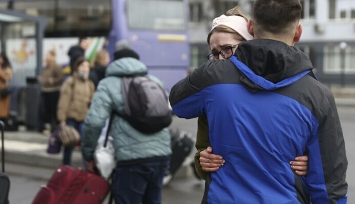 Українці в Європі: скільки людей повернуться додому у 2024 році