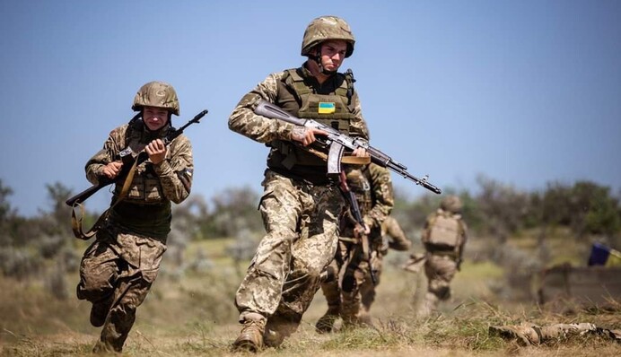 Оккупанты пытаются окружить Авдеевку: сводка Генштаба ВСУ