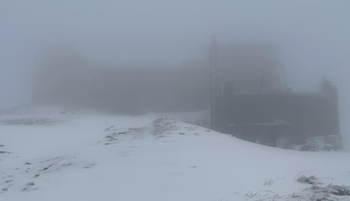 В Україну прийшла справжня зима із заметіллю: вражаючі фото і відео