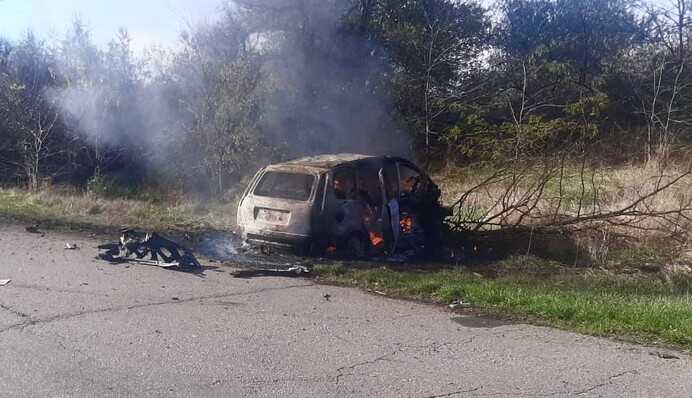 Россияне обстреляли авто в Херсоне: ранен двухмесячный младенец, фото и видео 18+