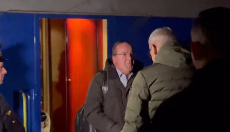 Министр обороны Германии прибыл в Киев с необъявленным визитом: видео