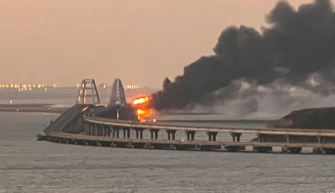 Малюк пообіцяв нові "сюрпризи" Кримському мосту і не лише