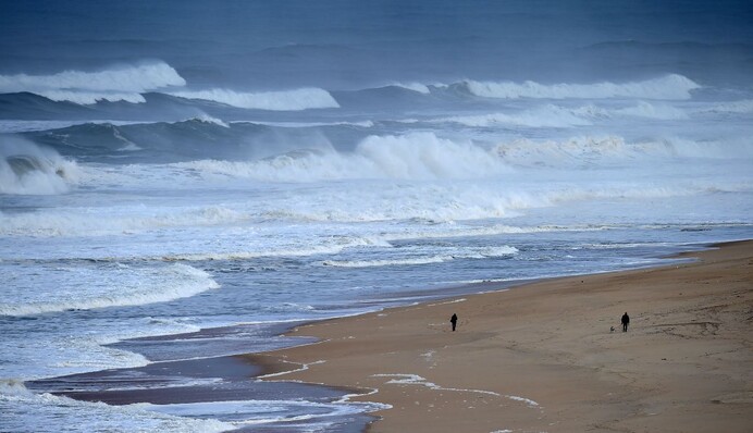 Шторм охватил не только побережье: что известно о последствиях непогоды в Крыму
