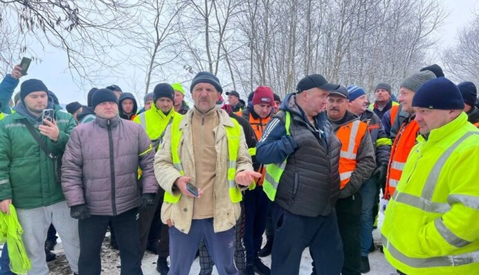 Украинские дальнобойщики объявили голодовку: озвучены требования к полякам