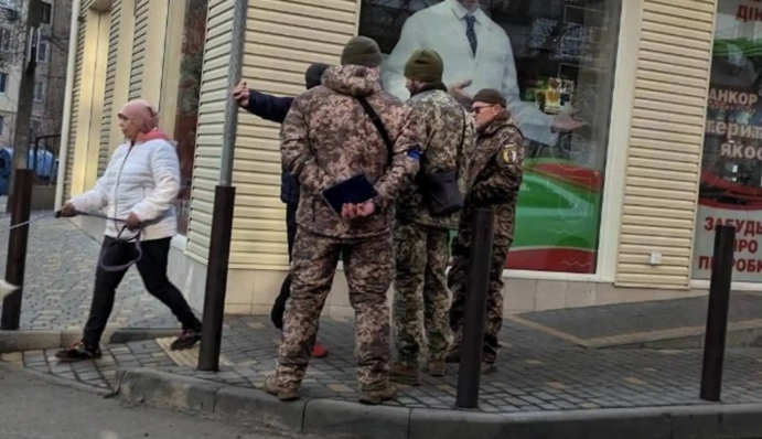 В Запорожье устроят рейды по домам призывников: детали 