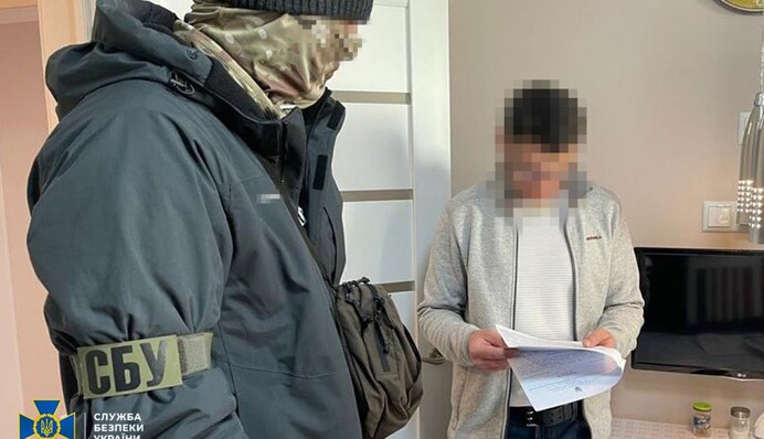 СБУ затримала агента ФСБ, який навів ворожі ракети на університет Шевченка в Києві: фото