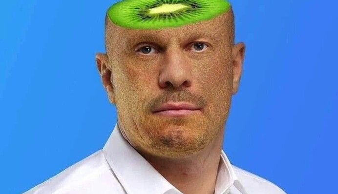 Чиє бажання виконав святий Миколай? Меми і фотожаби на вбивство Іллі Киви