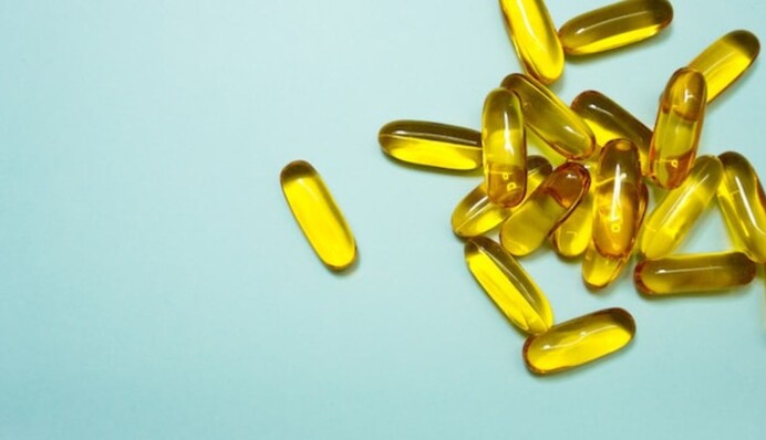 Дієтолог порадила, які вітаміни та мінерали додати до свого раціону взимку