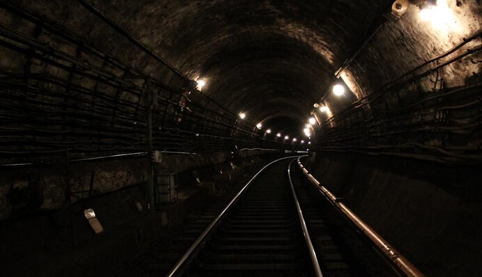 Как будет работать челночное движение поездов на закрытых станциях метро: названы вероятные сценарии