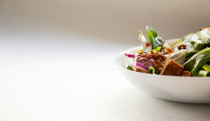 От депрессии, деменции и тревоги: какие продукты положительно влияют на психическое здоровье