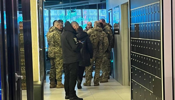 Рейди по спортзалах України: ще в одному місті шукають ухилянтів