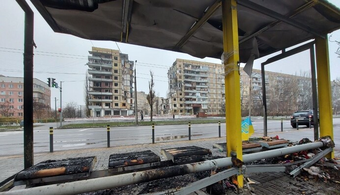 Ні совісті, ні честі: у Дніпрі спалили меморіал жертвам удару 14 січня