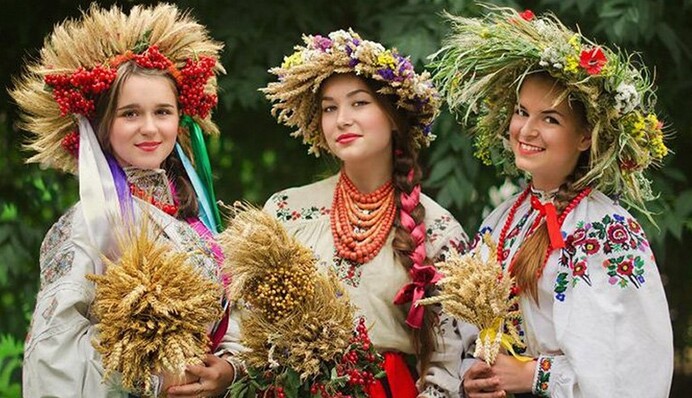 Таня, Ліза, Лєна, Свєта: як правильно будуть українською скорочені форми імен