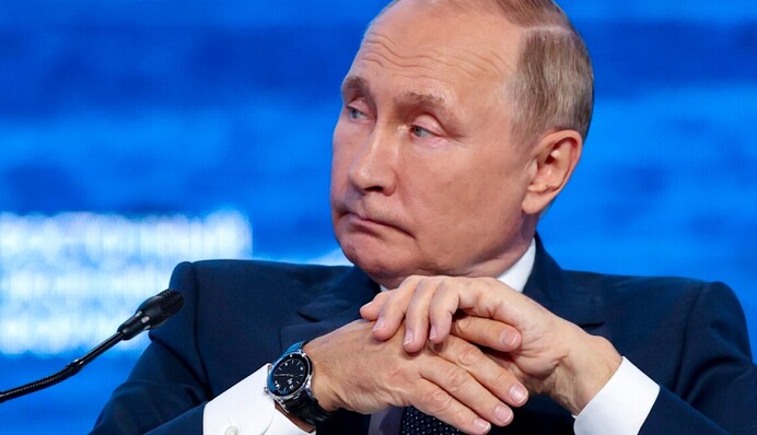 Путін на "прямій лінії" проговорився про втрати росіян у війні: скільки гробів приїхало з України