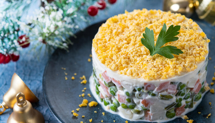 Індекс олів’є 2023: на скільки подорожчав новорічний стіл