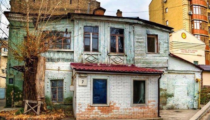 Старейший жилой дом в Киеве: как выглядит имение Нечаевых, торговавших знаменитыми пряниками, фото