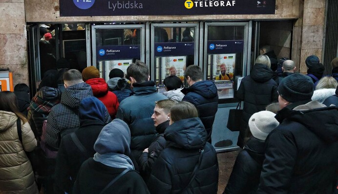 Киянам будуть повертати гроші за вимушені пересадки в метро: як і коли запрацює система