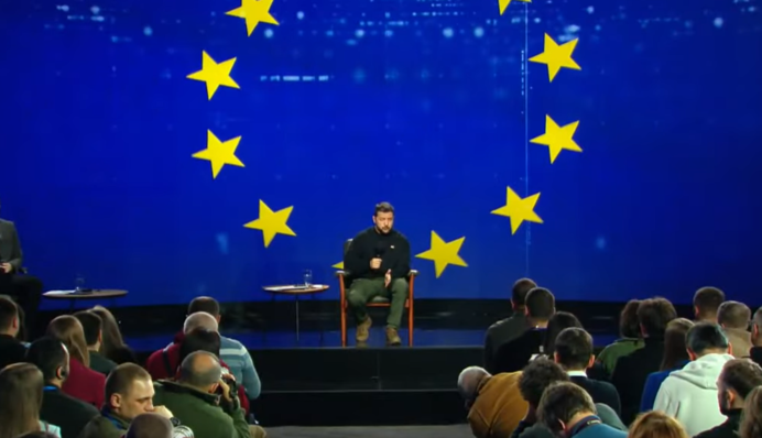 Мобилизация женщин и снижение призывного возраста: Зеленский четко ответил