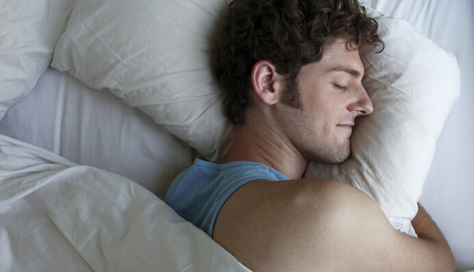Чи можна перестати хропіти: лікар назвав прості способи зробити сон тихішим