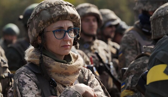 MPs say yes, Zelensky is against: should we wait for the mobilization of women in Ukraine