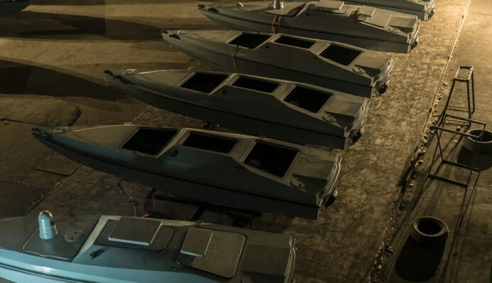 Расположено в Украине: журналистам показали секретное производство морских дронов, фото