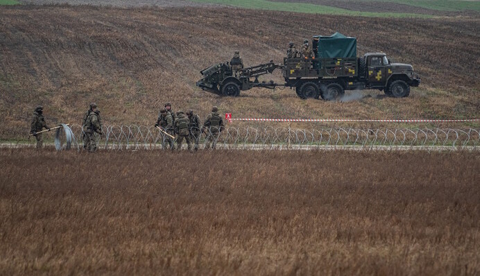 Інженери зміцнюють кордон з Білоруссю: в ЗСУ розповіли про створення рубежів оборони, фото