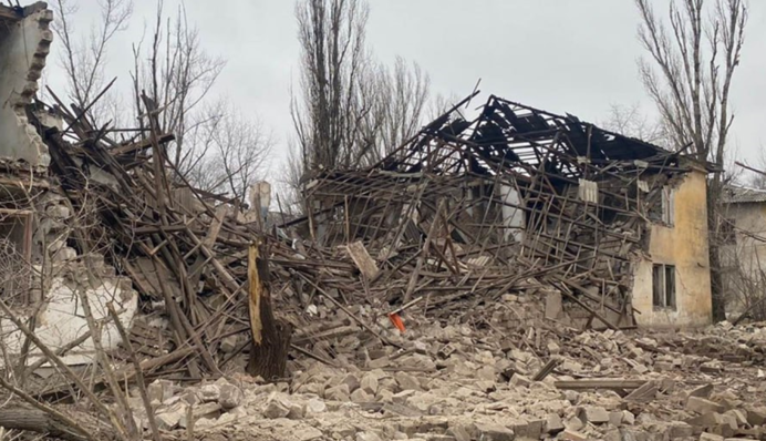 Оккупанты обстреляли Донбасс: среди гражданских есть погибшие и раненые