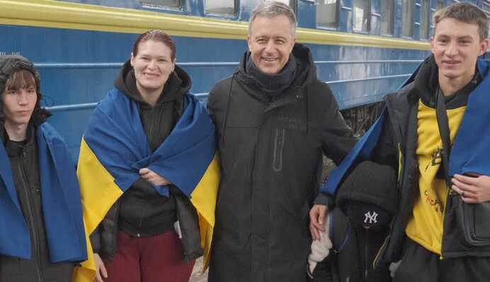 В Україну з окупації повернули ще трьох дітей: що відомо про них