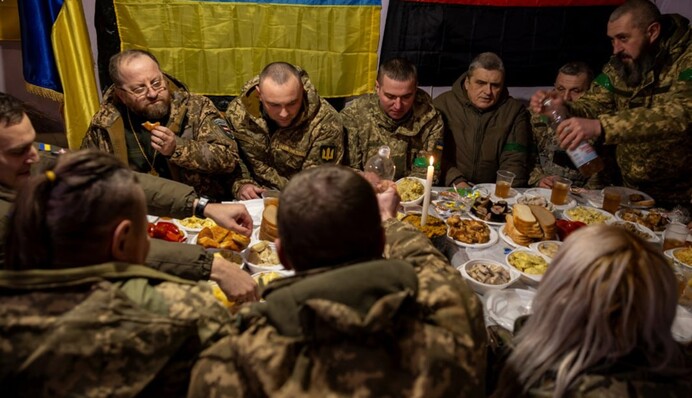 Як наші військові зустріли Святвечір на передовій: світлини з фронту